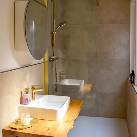 Apartament Goldloeckchen, 80 Qm 2-room Im Herzen Der Detmolder Innenstadt